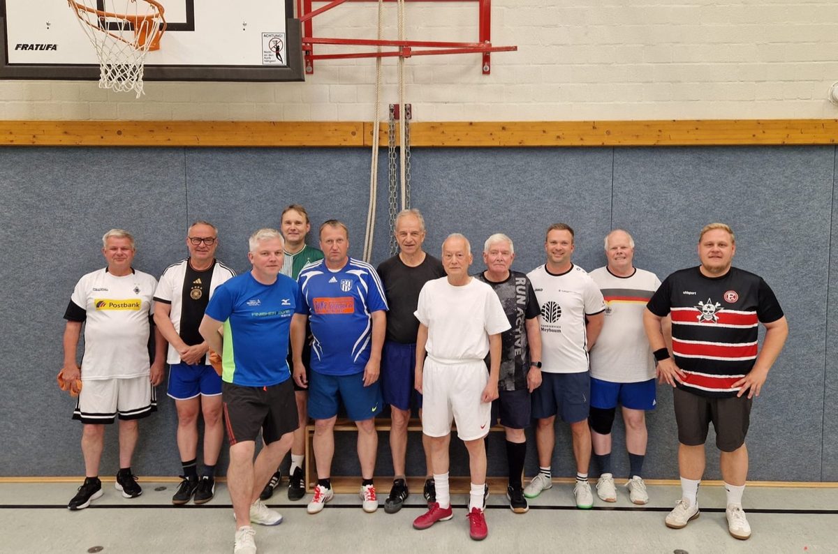 Mittwochskicker – Hallenfußball-Team des TuS Mulmshorn in der Sporthalle